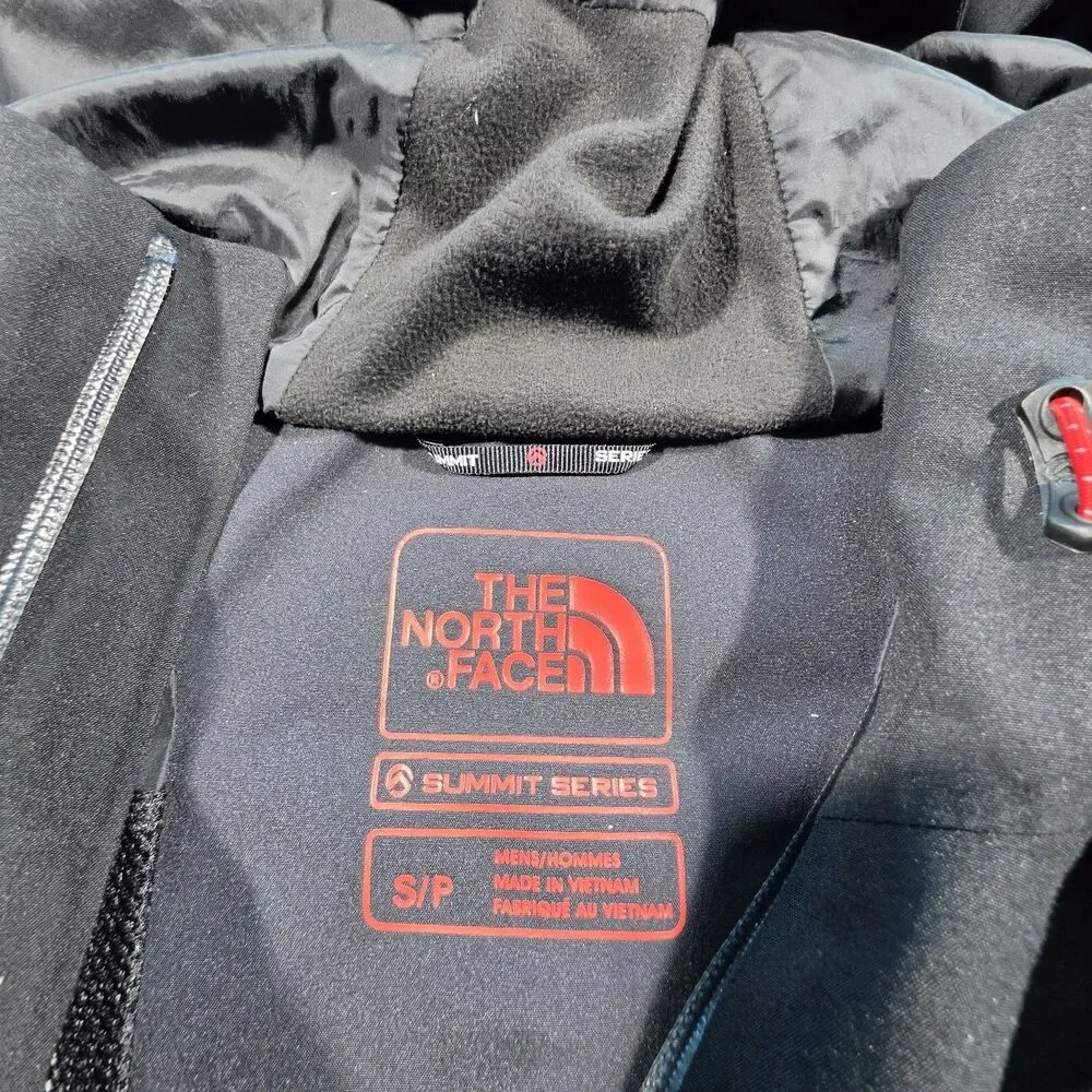 The North Face Summit Series Men's Black Gore-Tex Hooded Shell Jacket S/P